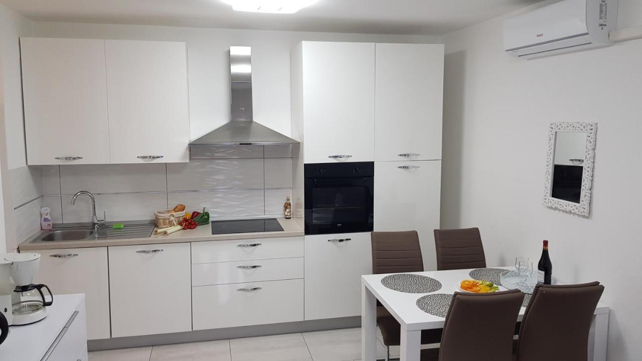 Apartman Ivan Сен Екстериор снимка